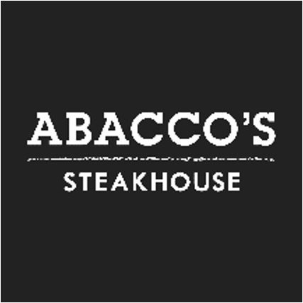 Logo von Abacco’s Steakhouse in weißem Schriftzug auf schwarzem Hintergrund.